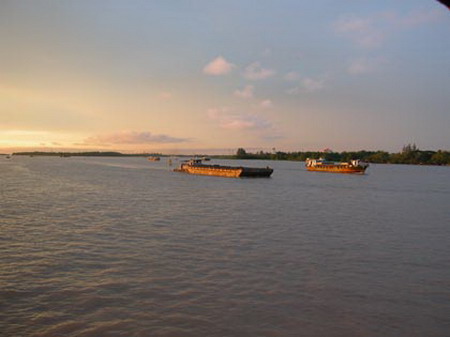 Sông Hậu - BOOKING TOUR